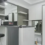 Comfort Studio At Menteng Square Apartment By Travelio